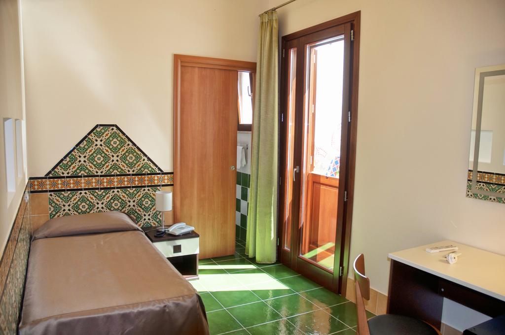 Hotel Riva Del Sole San Vito Lo Capo Eksteriør billede