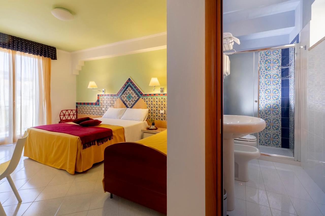 Hotel Riva Del Sole San Vito Lo Capo Eksteriør billede