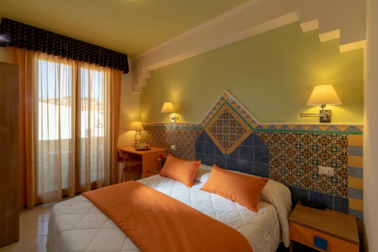 Hotel Riva Del Sole San Vito Lo Capo Eksteriør billede